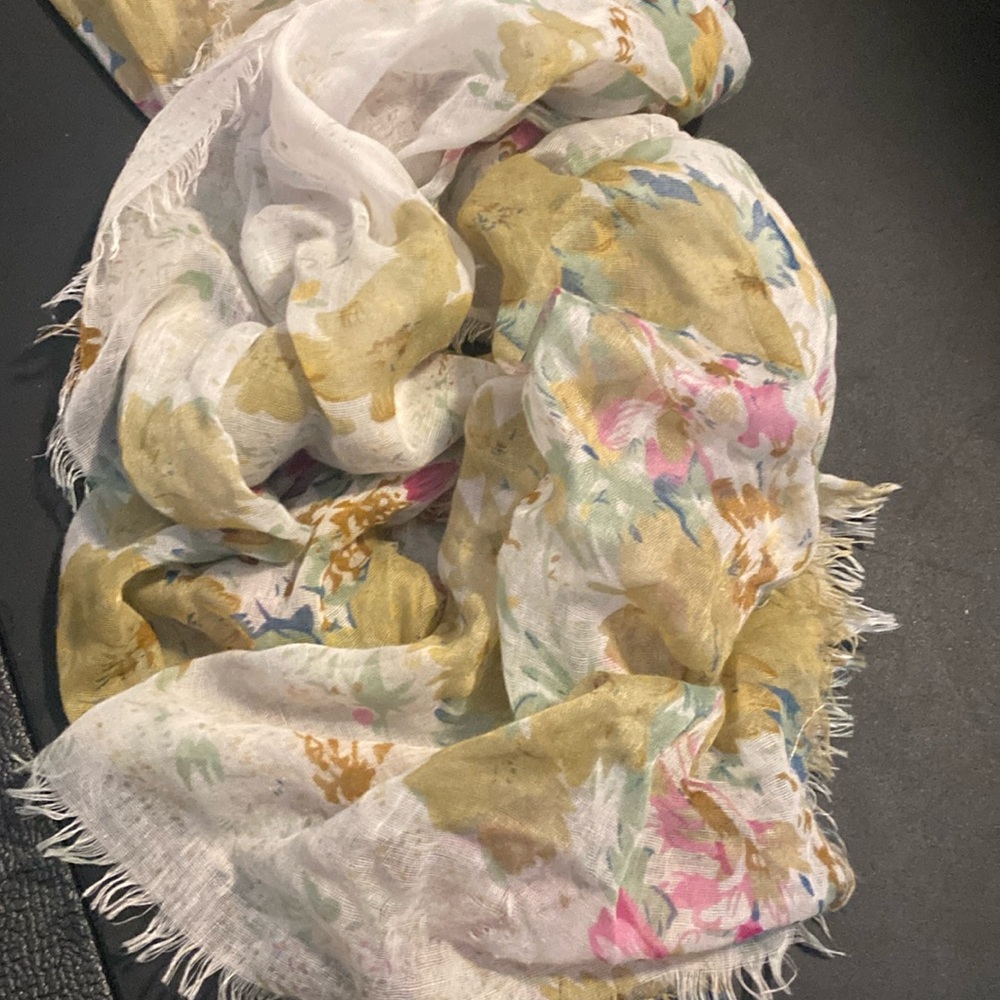 Women’s floral Scarf